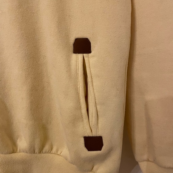 Buttery yellow NAKETANO style hoodie with pockets - Picture 3 of 7